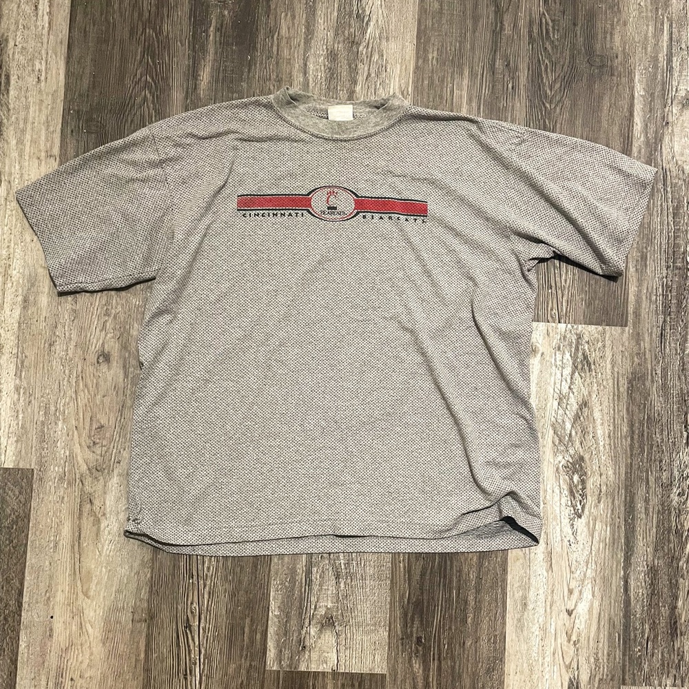 Vintage 90s Pro Edge Cincinnati Bearcats T-Shirt Size XL